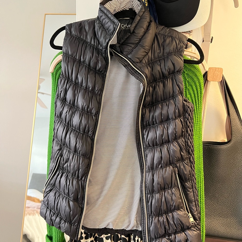 Calvin Klein Performance quilted black down vest, size small